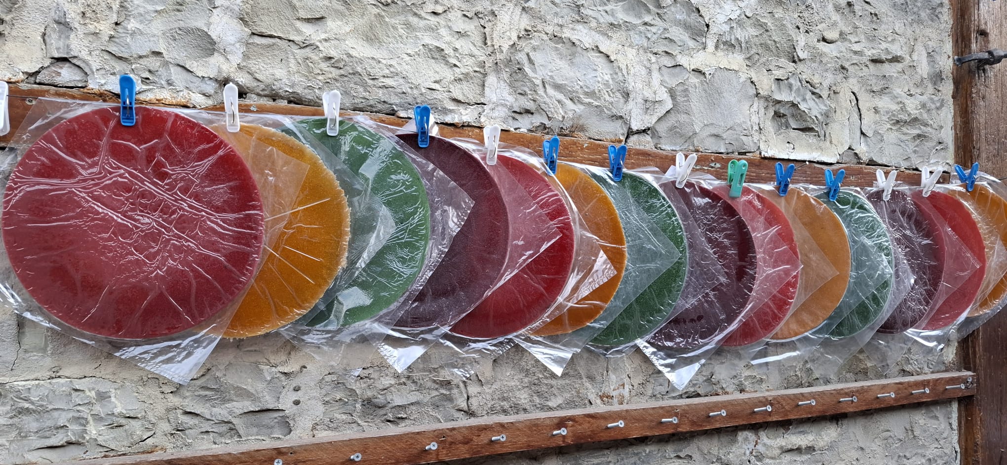 יריעות פירות מיובשות בלהיג'