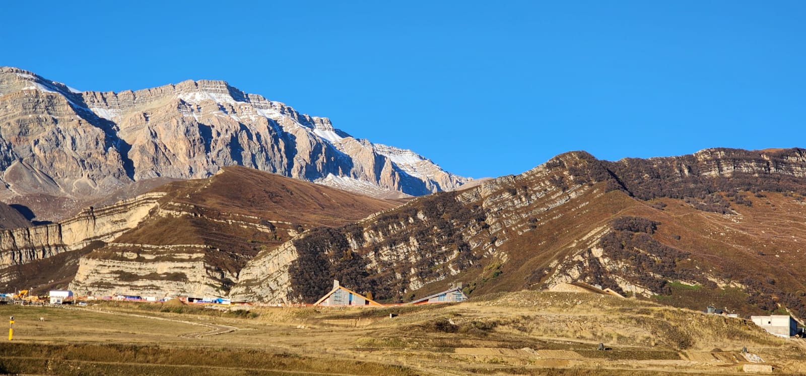 טיול באזרבייג'ן שאהדאג ולאזה – נוף הרי שאהדאג המרהיבים בצפון המדינה