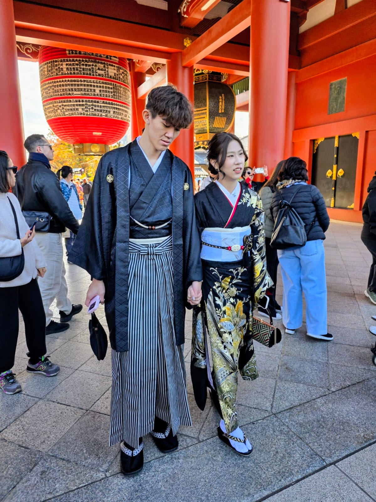 זוג בקימונו בסנסו־ג’י